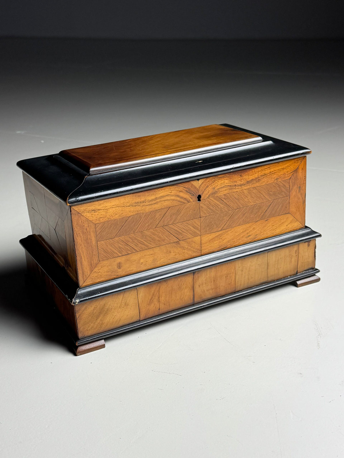 German Veneered Box with Secret Drawer, c. 1800, photo 4