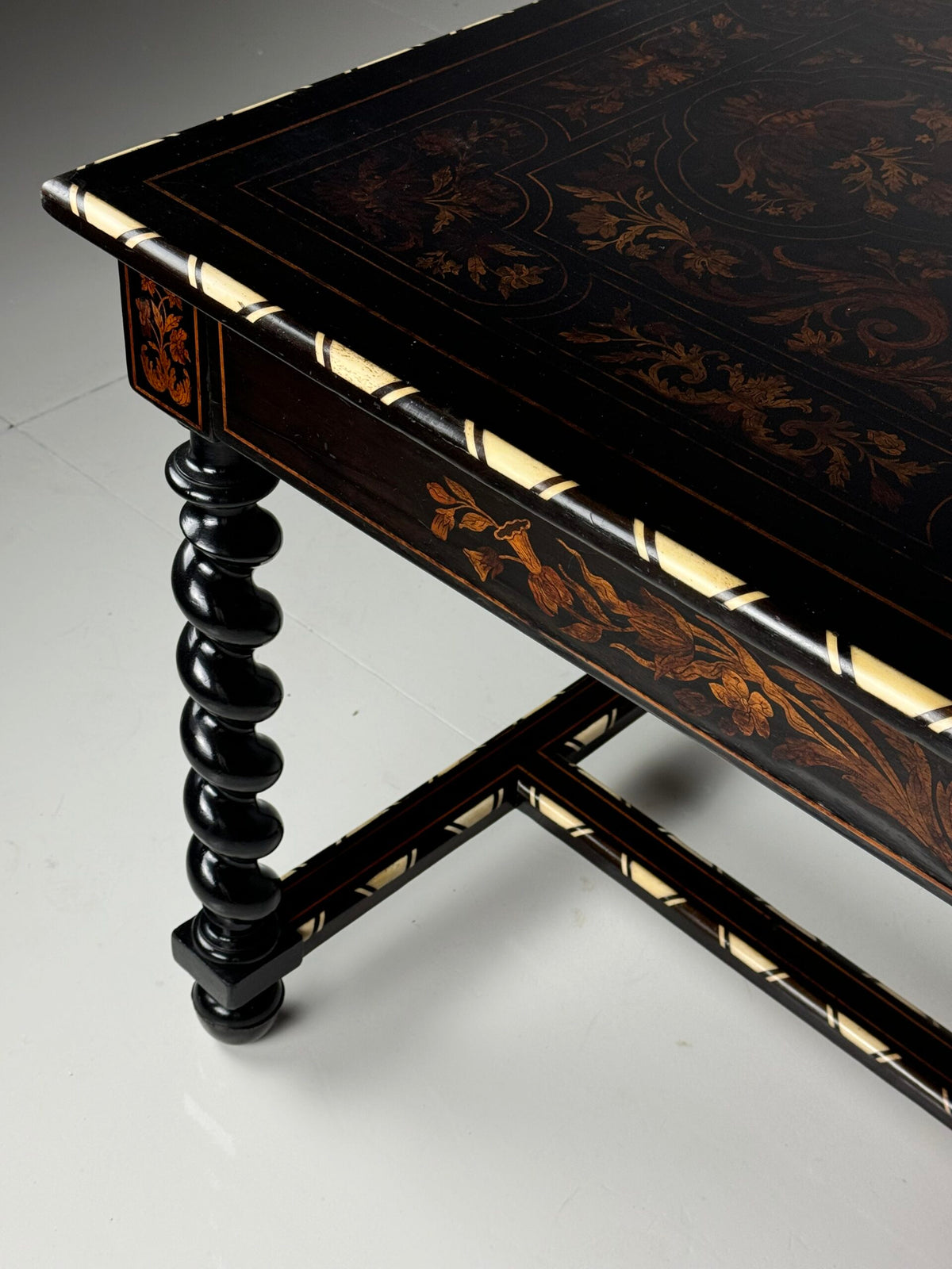 Dutch Marquetry Writing Table with Bone Inlay, 19th Century, photo 5