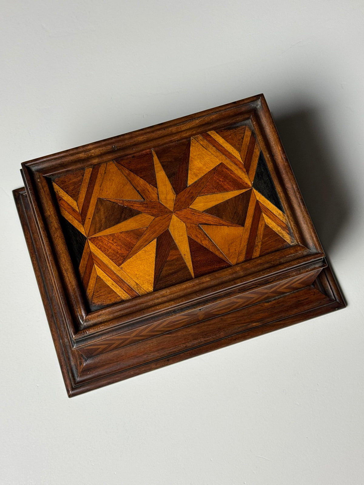 19th Century Marquetry Jewellery Box with Mirror, photo 2
