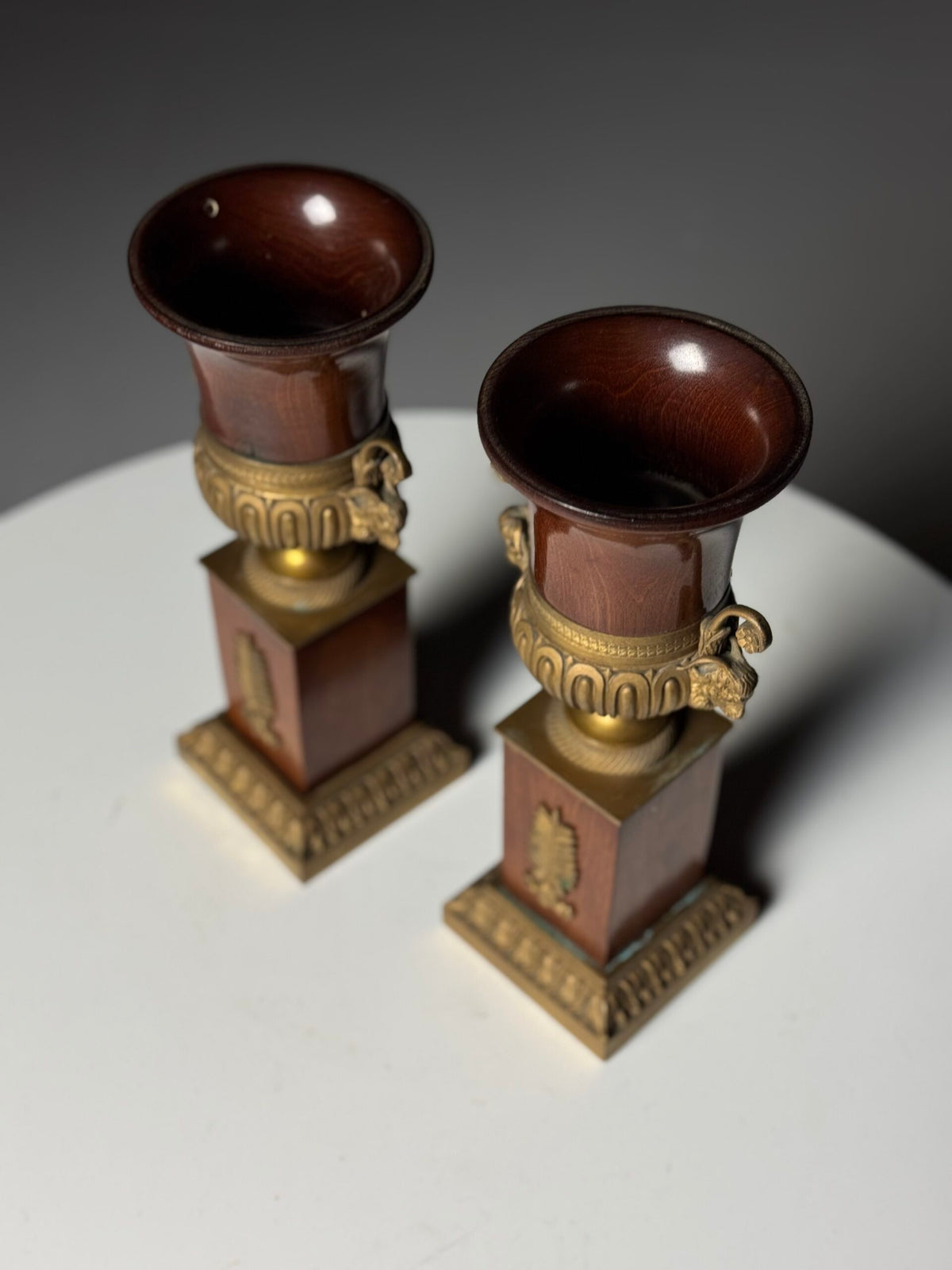 Pair of 19th Century Mahogany Vases with Gilt Bronze Ram's Heads, photo 19