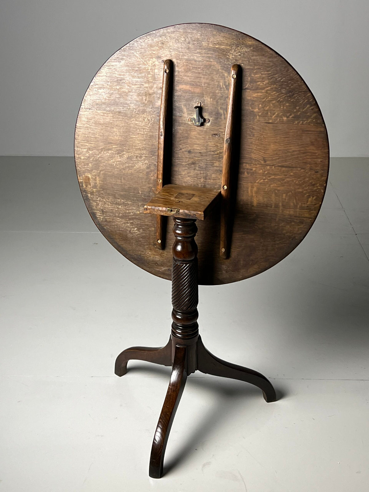 English Solid Oak Tilt Top Table, 19th Century, photo 7