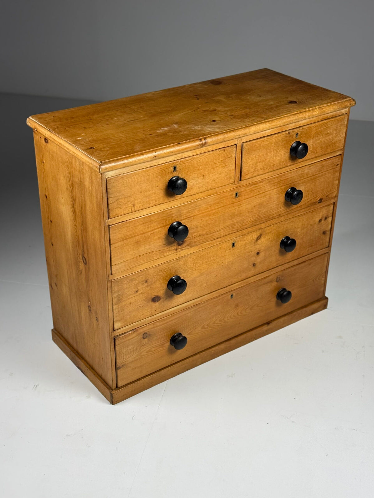 English Solid Pine Chest of Drawers, 19th Century, photo 2