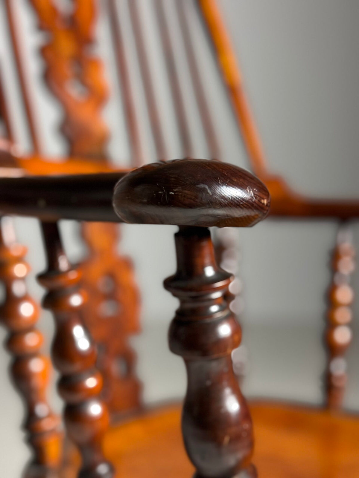 English Yew Wood Windsor Chair, c. 1800, photo 5