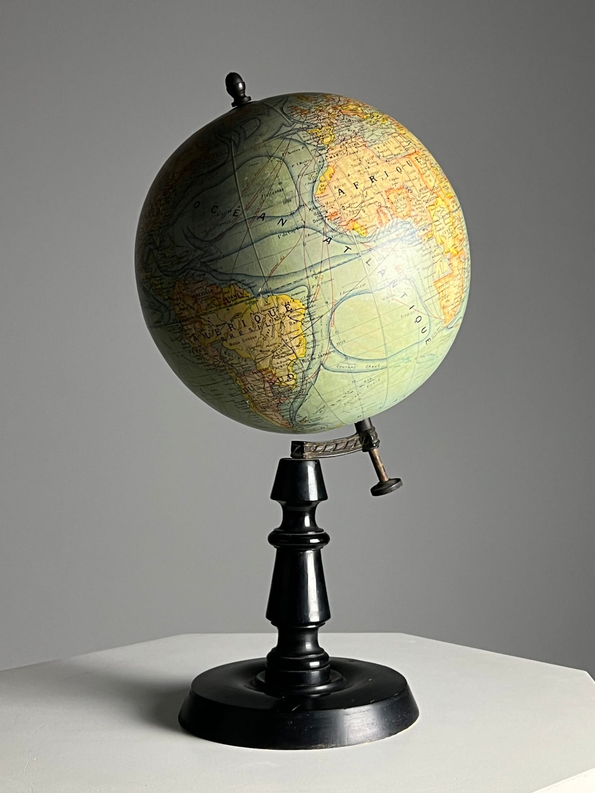 Globe by J. Forest, Paris, c. 1900, photo 2