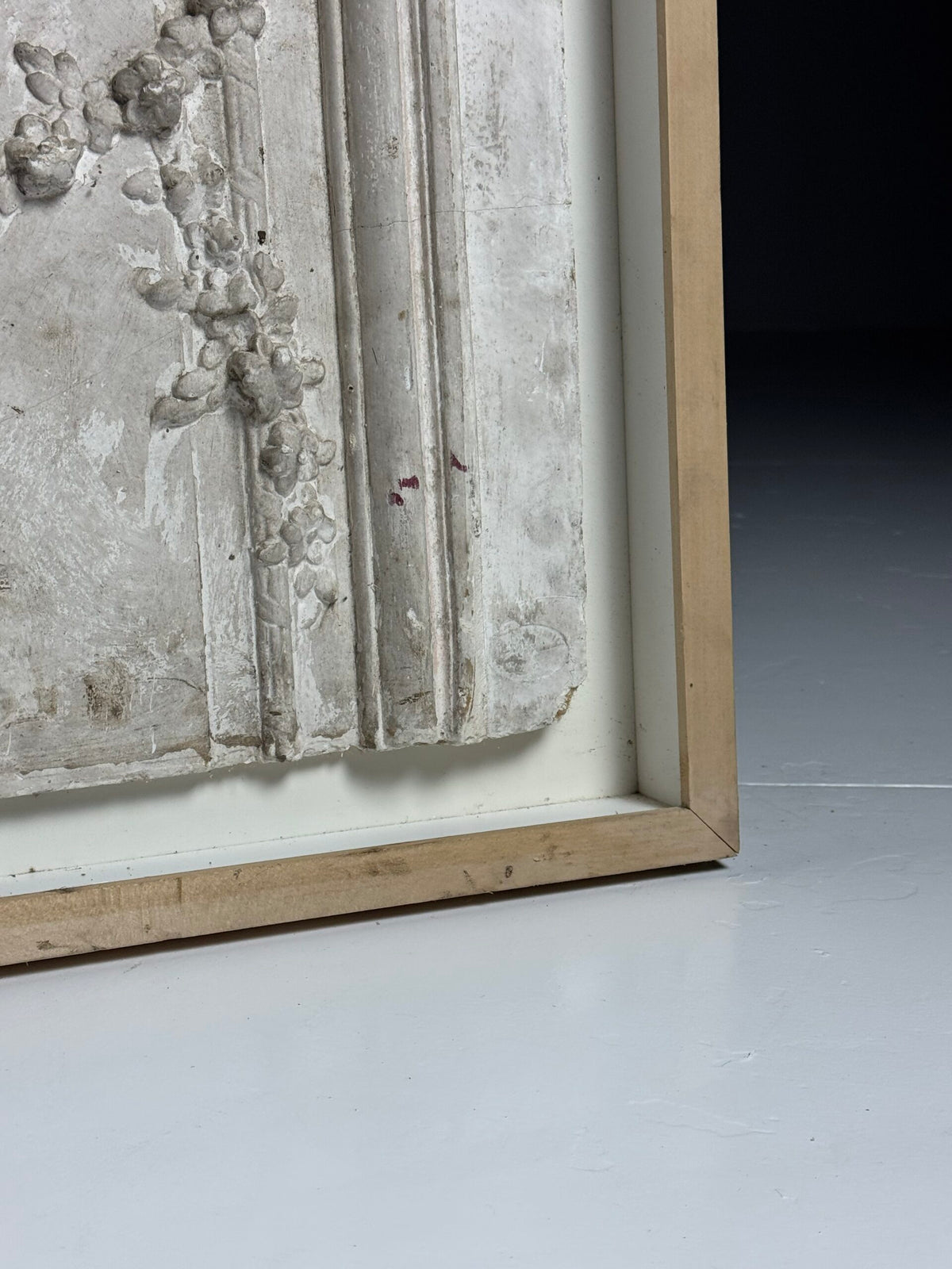 Framed Plaster Ceiling Fragment with Hunting Scene, photo 18