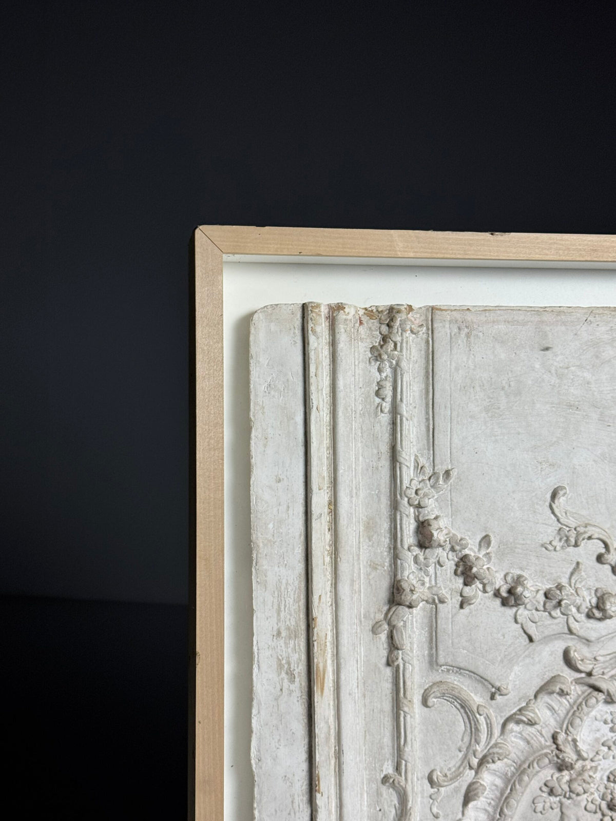 Framed Plaster Ceiling Fragment with Hunting Scene, photo 16