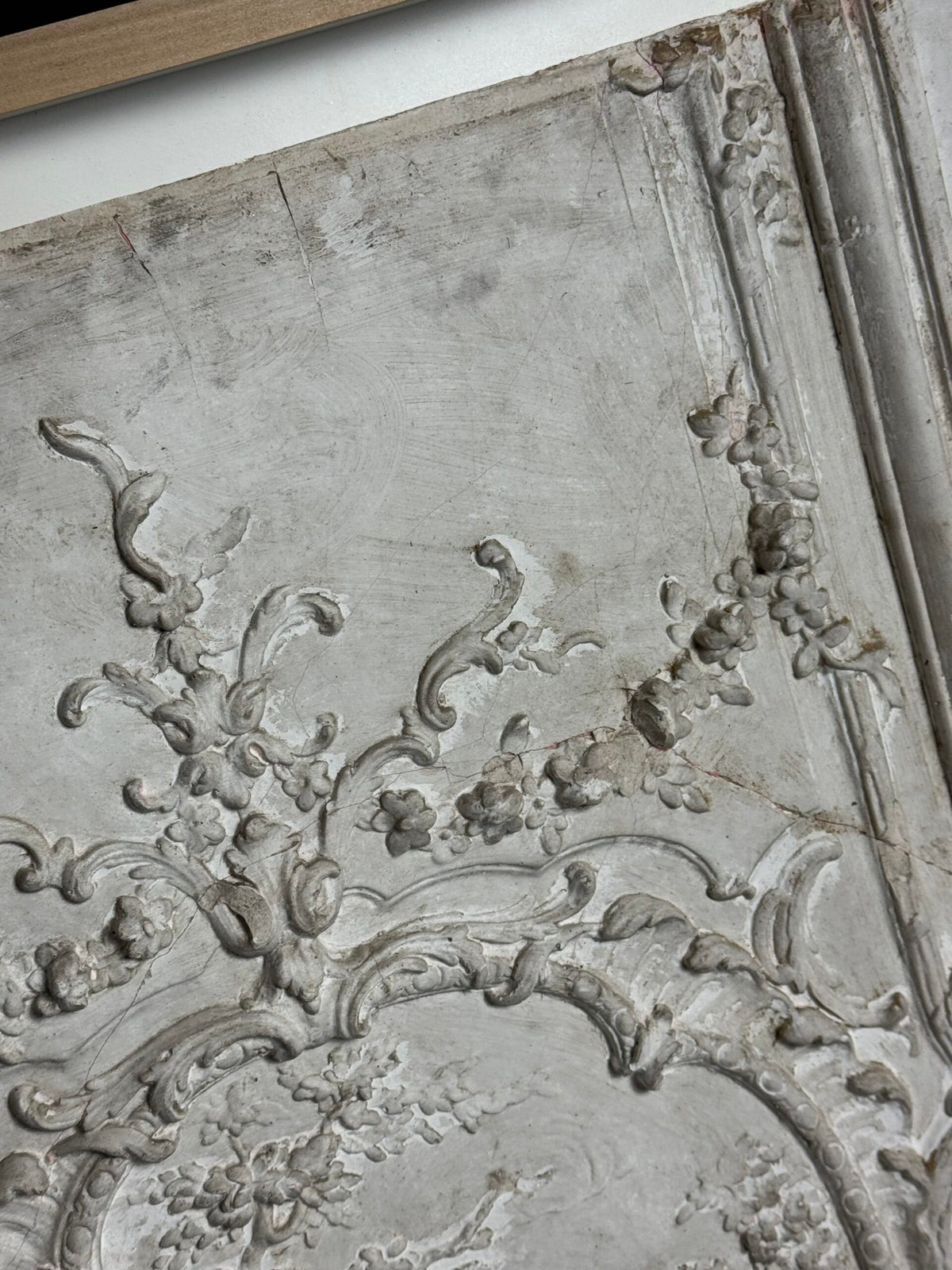 Framed Plaster Ceiling Fragment with Hunting Scene, photo 10