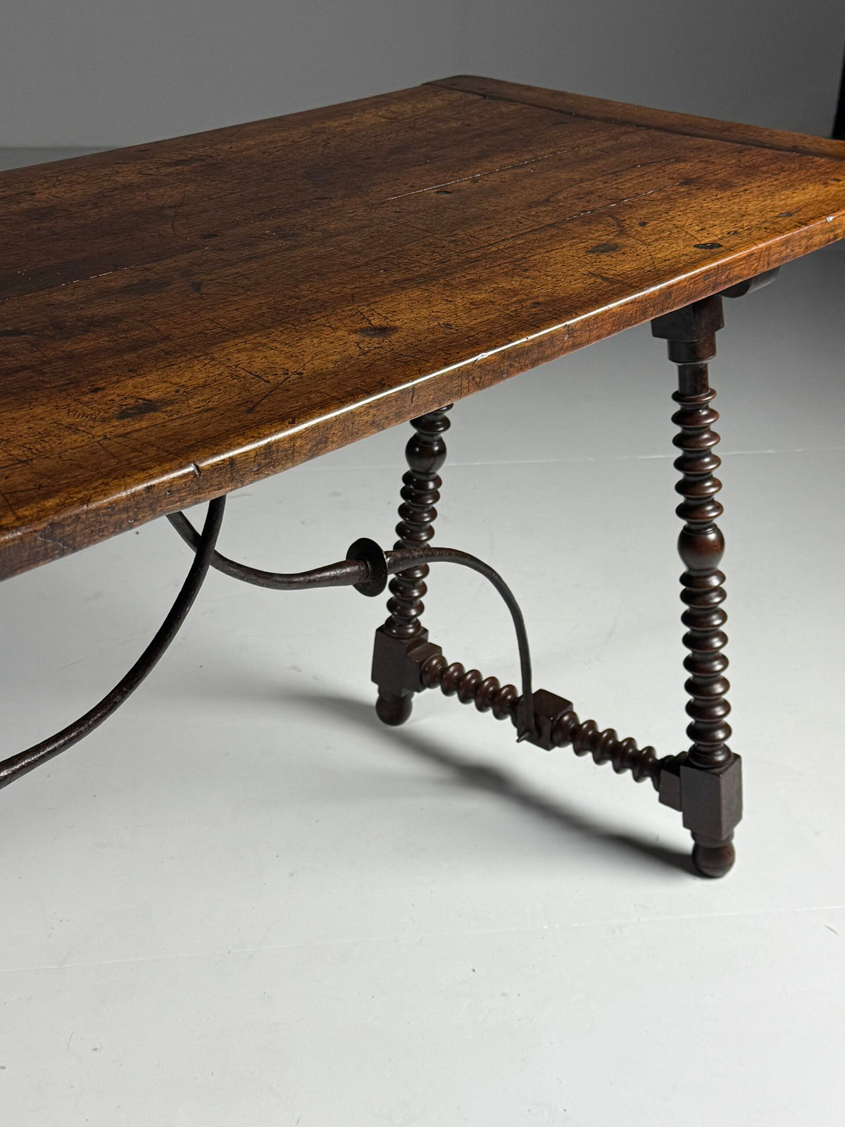 Spanish Walnut Console Table or Writing Table, 18th Century, photo 15
