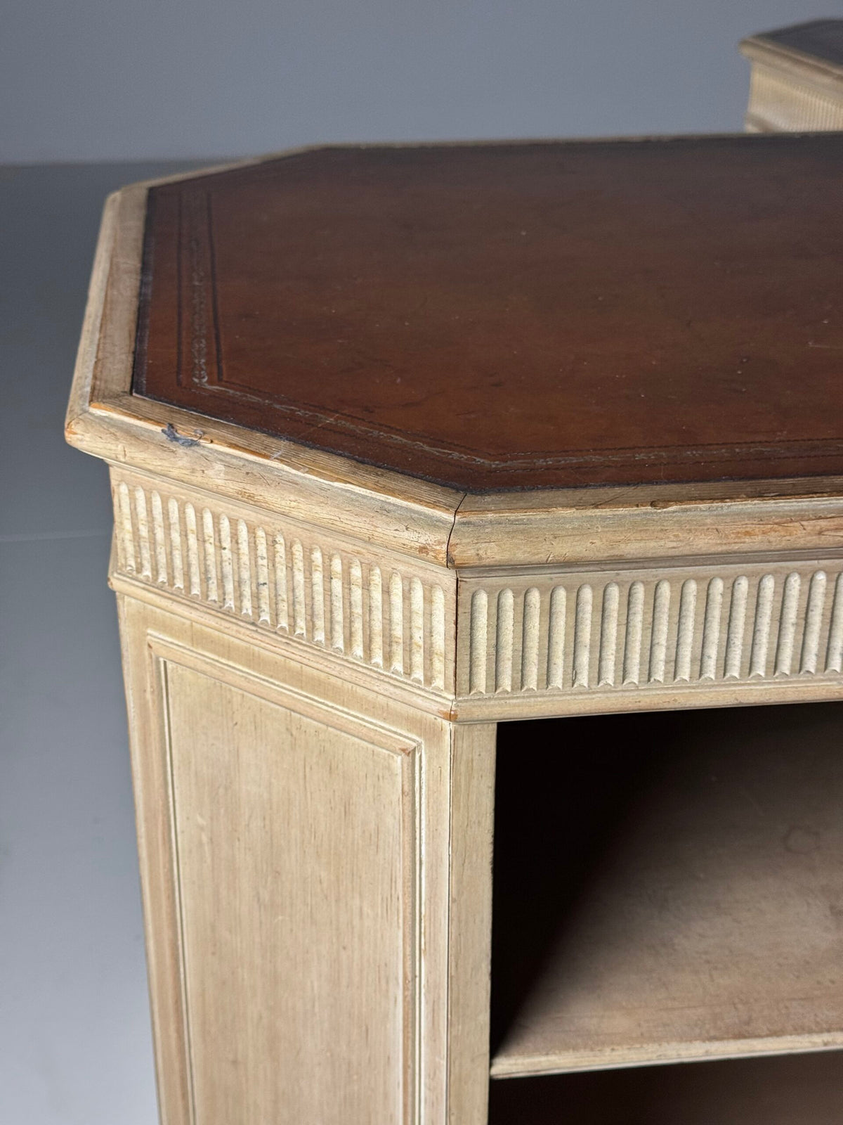 Pair of Classic Shop Display Pieces with Patinated Leather, 20th Century, photo 15