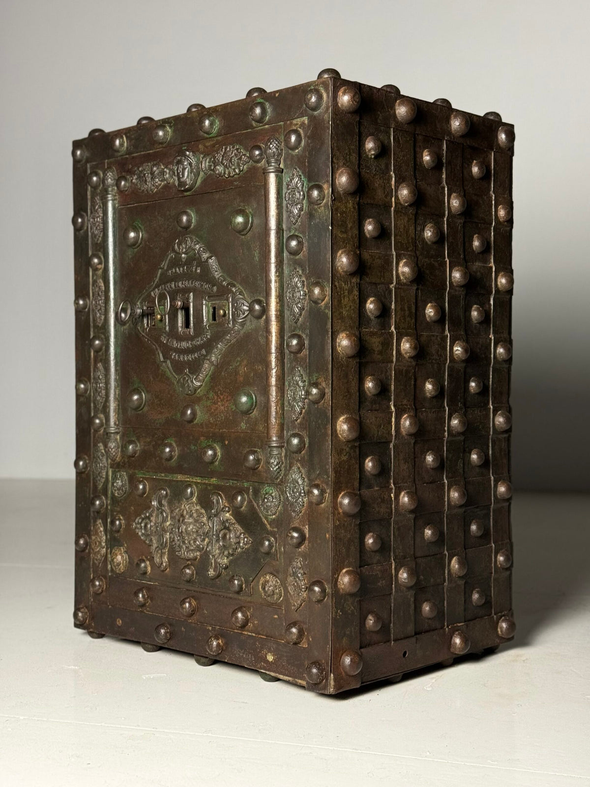 French Hobnail Safe by Magaud de Charf, Marseille, 1850 to 1890, photo 28