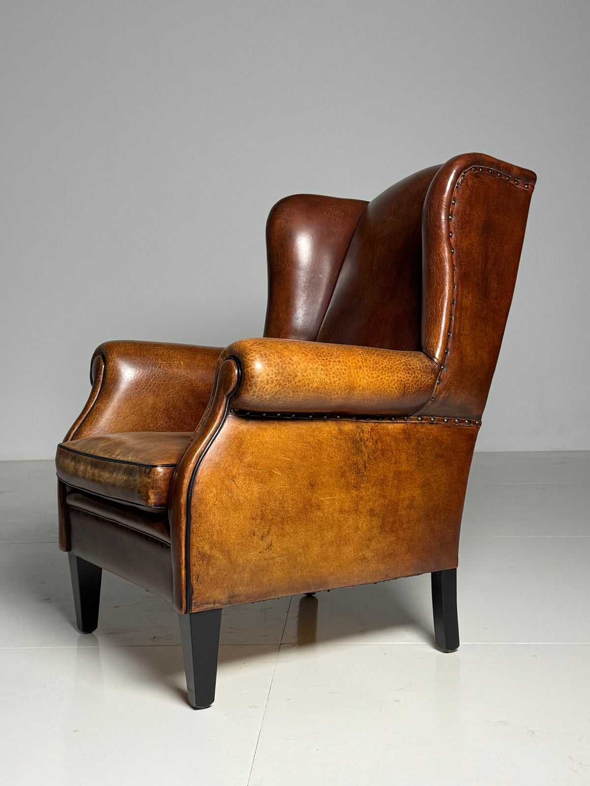 Sheepskin Wingback Club Armchair, photo 6