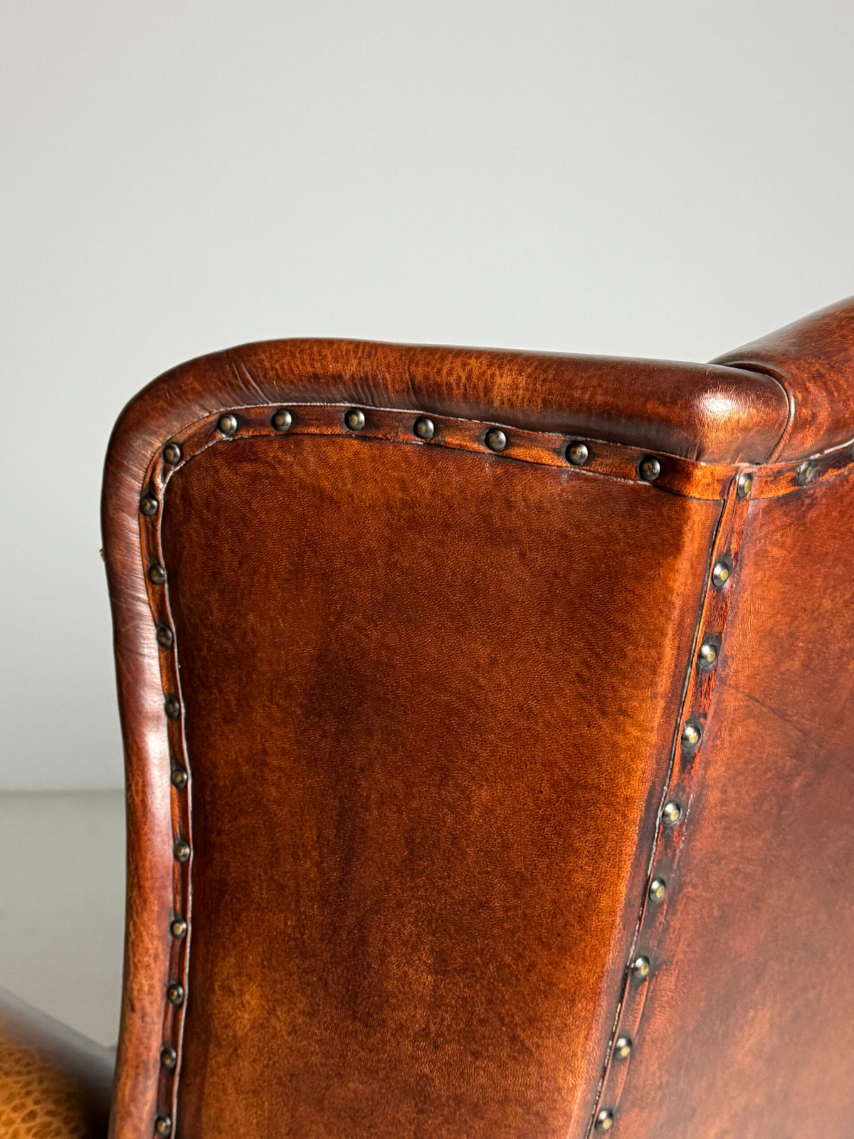 Sheepskin Wingback Club Armchair, photo 4
