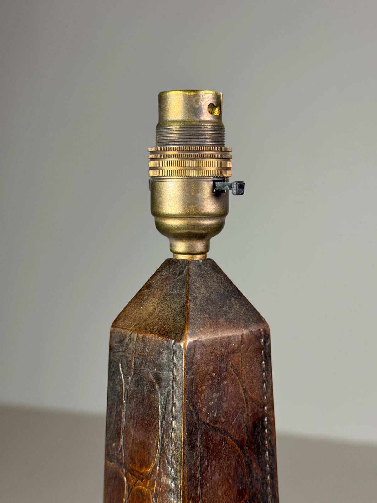 Classical Leather Covered Obelisk Lamp Base, Late 20th Century, photo 11