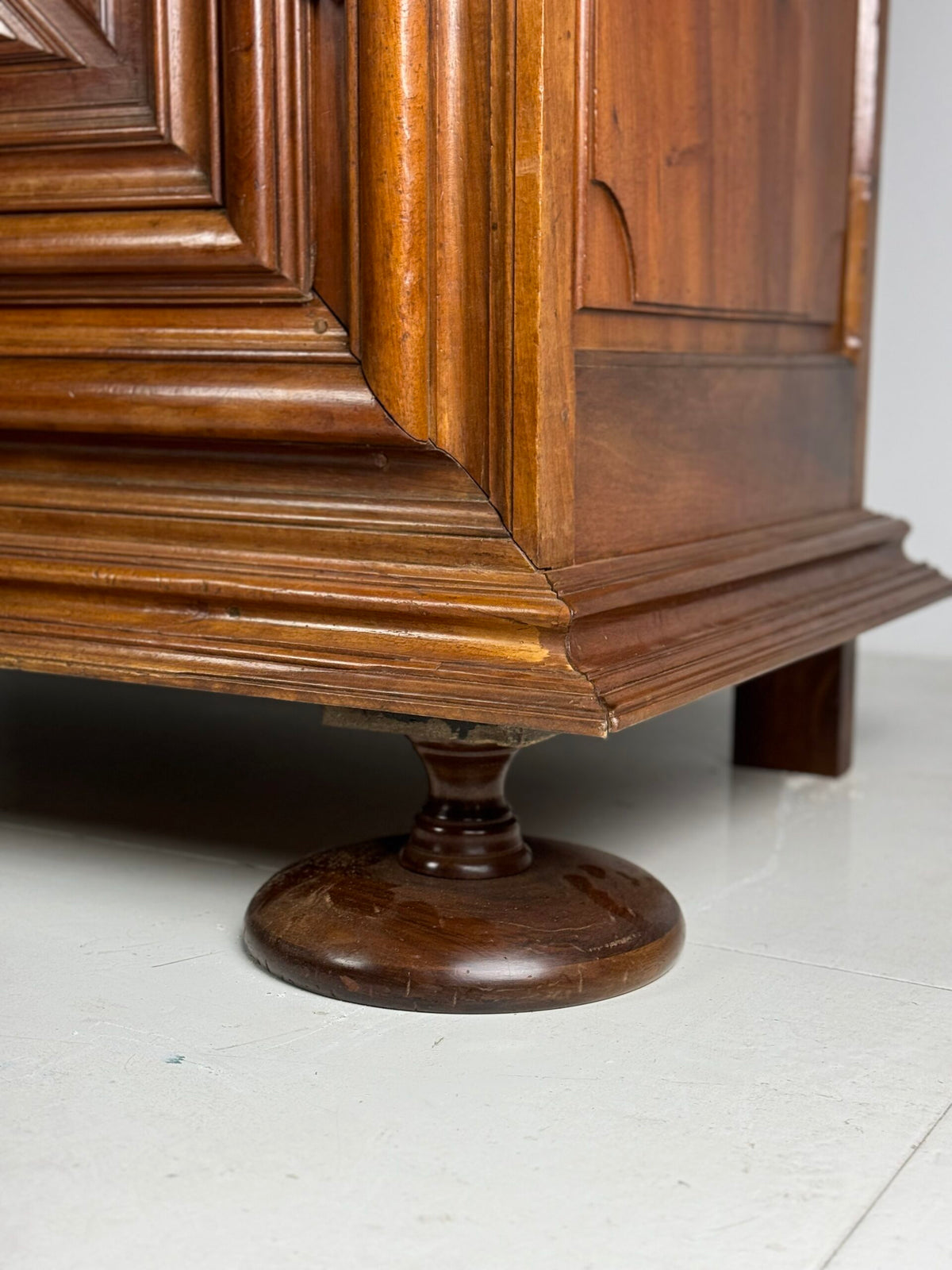 Burgundy Walnut Cabinet, Late 19th Century, photo 11