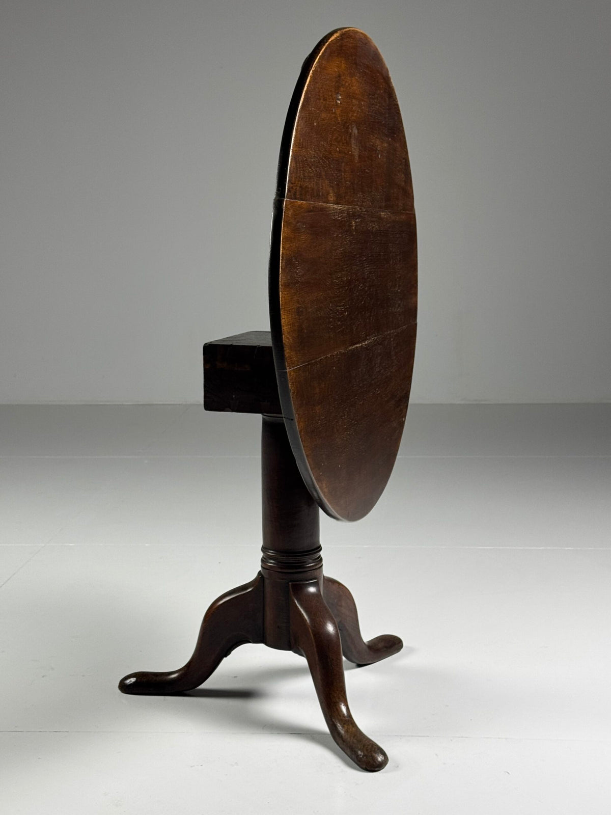 English Solid Oak Tilt Top Table, 19th Century, photo 1