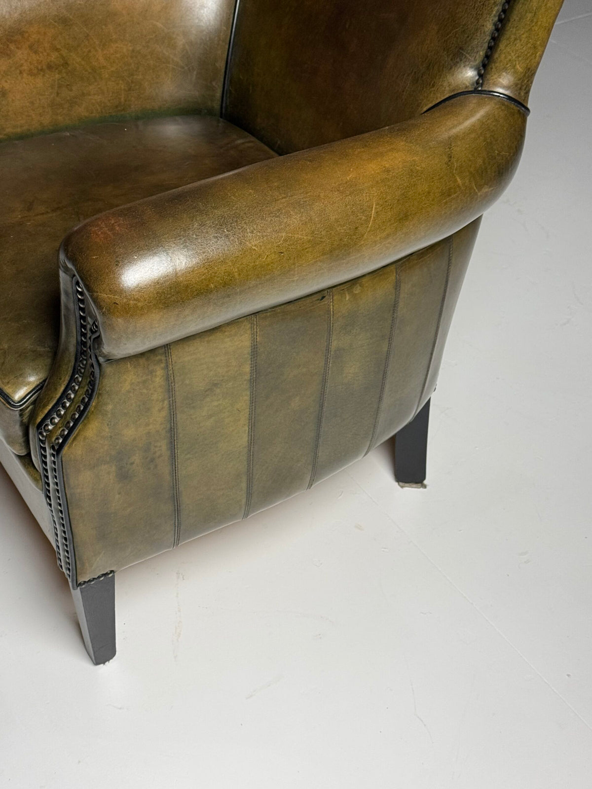 Green Sheepskin Club Armchair, photo 8