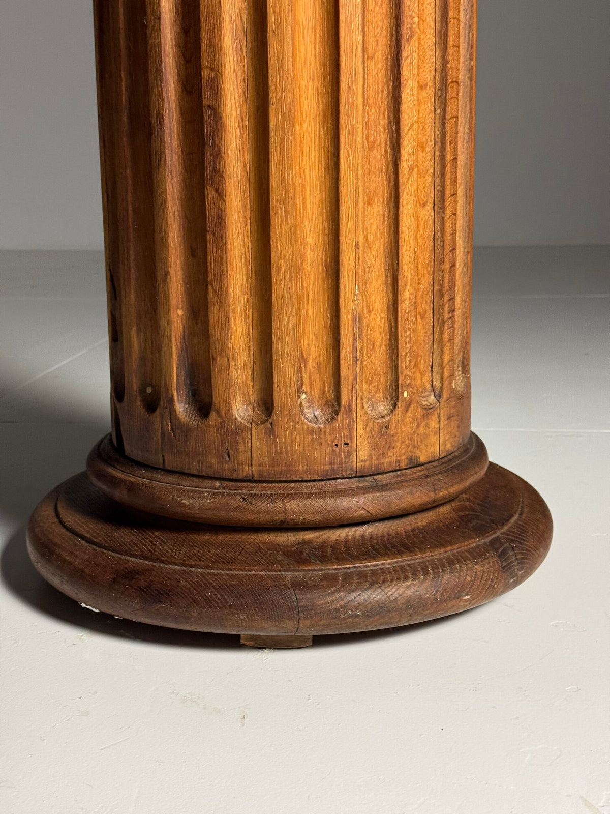 French Solid Oak Column Pedestal, Mid 20th Century, photo 11