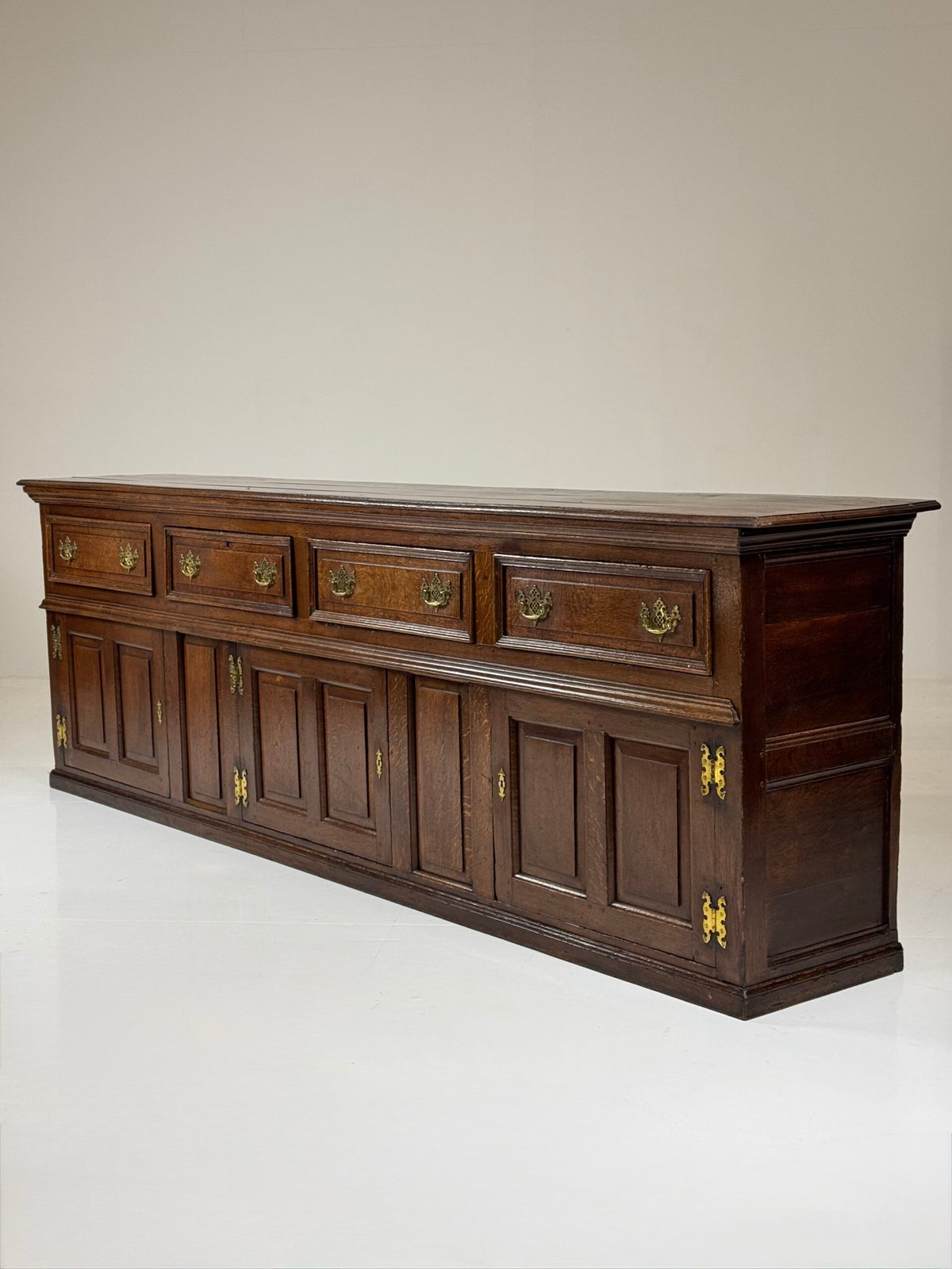 Extra Long English Oak Dresser, c. 1720, 302 cm, photo 25
