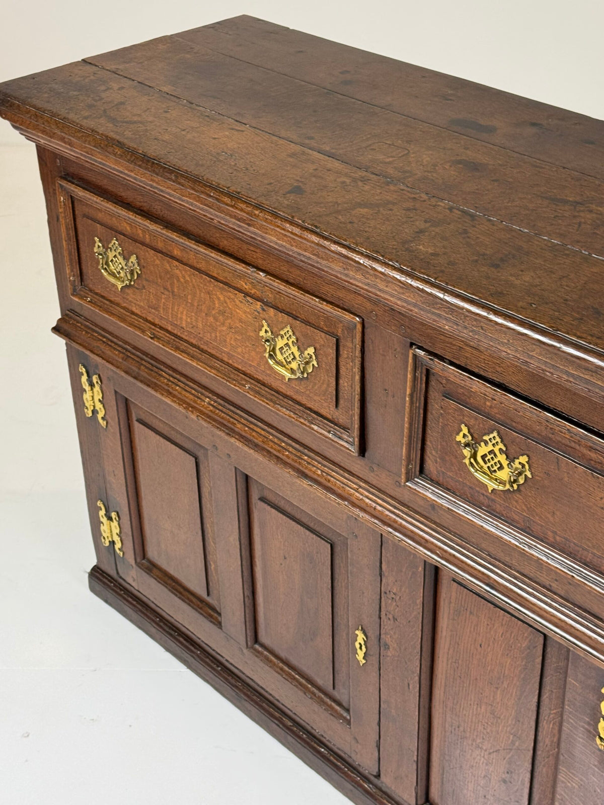 Extra Long English Oak Dresser, c. 1720, 302 cm, photo 24