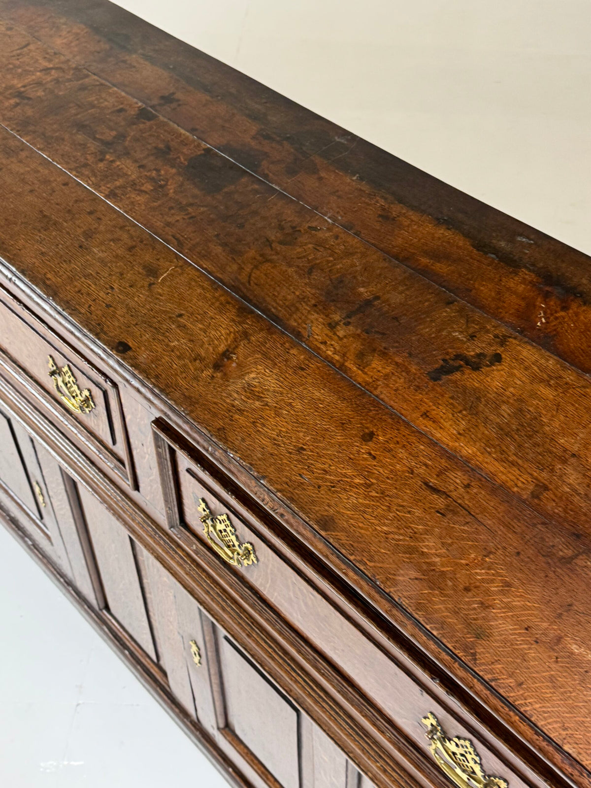 Extra Long English Oak Dresser, c. 1720, 302 cm, photo 19