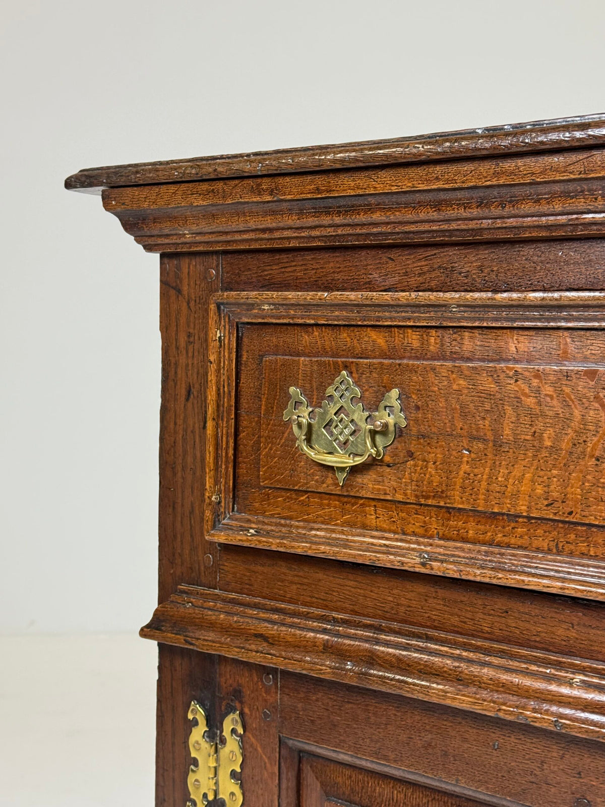 Extra Long English Oak Dresser, c. 1720, 302 cm, photo 15