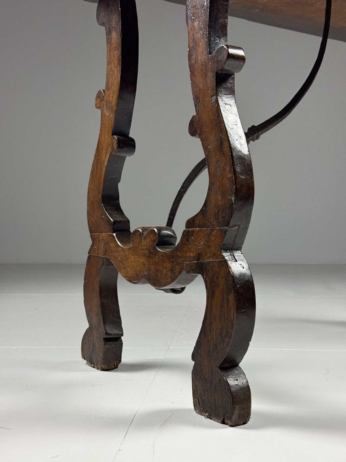 Italian Walnut Console Table, 18th Century, photo 18