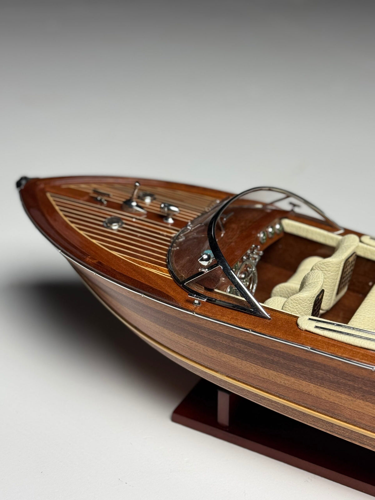 Riva Aquarama Scale Model Boat, 1:12, photo 21
