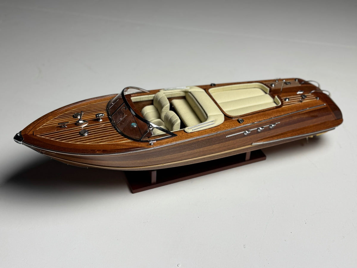 Riva Aquarama Scale Model Boat, 1:12, photo 10