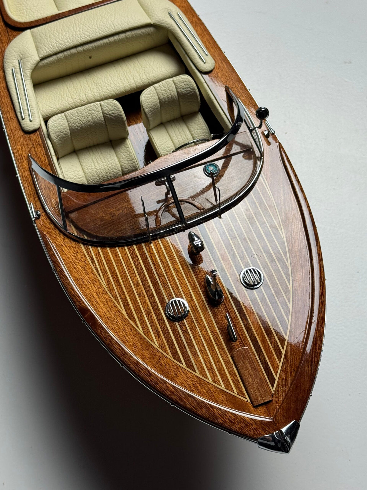 Riva Aquarama Scale Model Boat, 1:12, photo 5