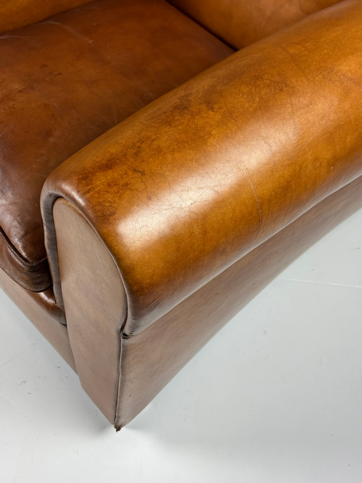 Pair of Bart van Bekhoven Sheepskin Club Chairs, photo 23