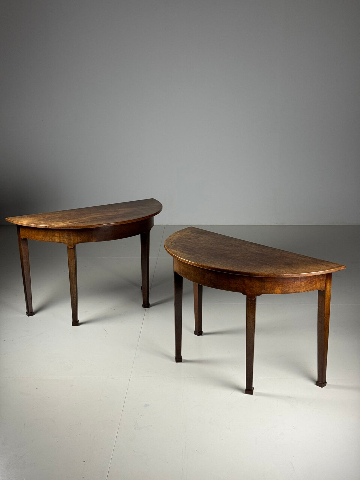 Pair of English Half Moon Side Tables, 19th Century, photo 4