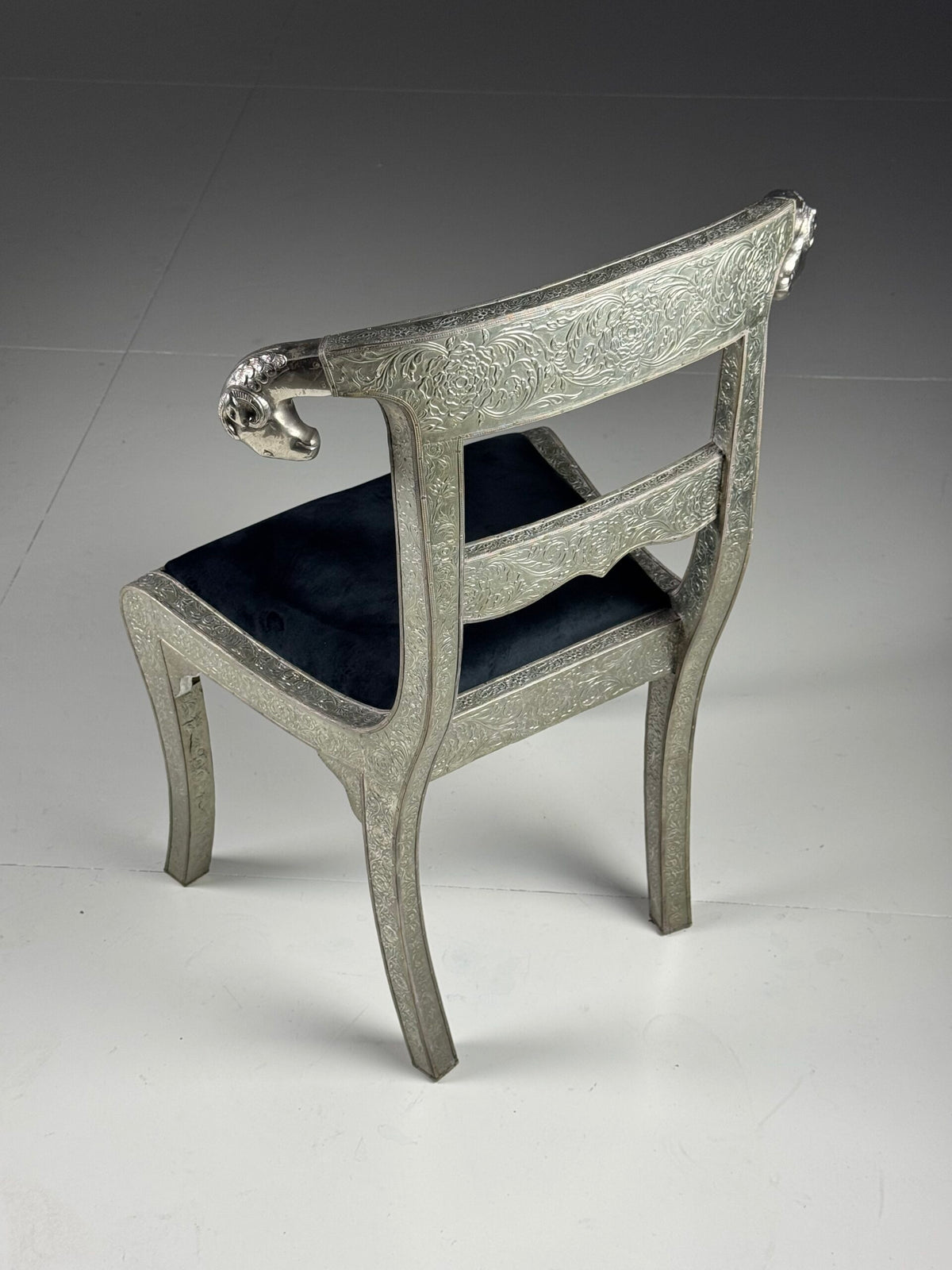 Set of Four Anglo-Indian Dowry Chairs with Tin Cladding, photo 7
