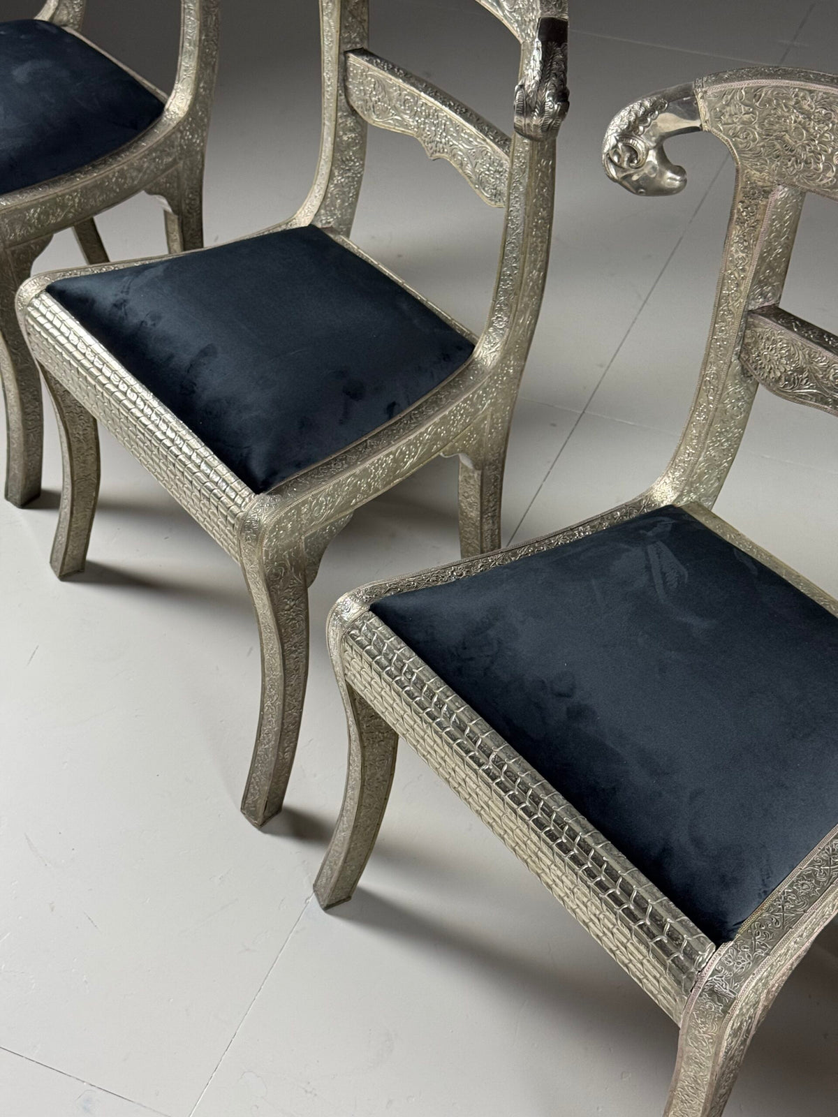Set of Four Anglo-Indian Dowry Chairs with Tin Cladding, photo 12