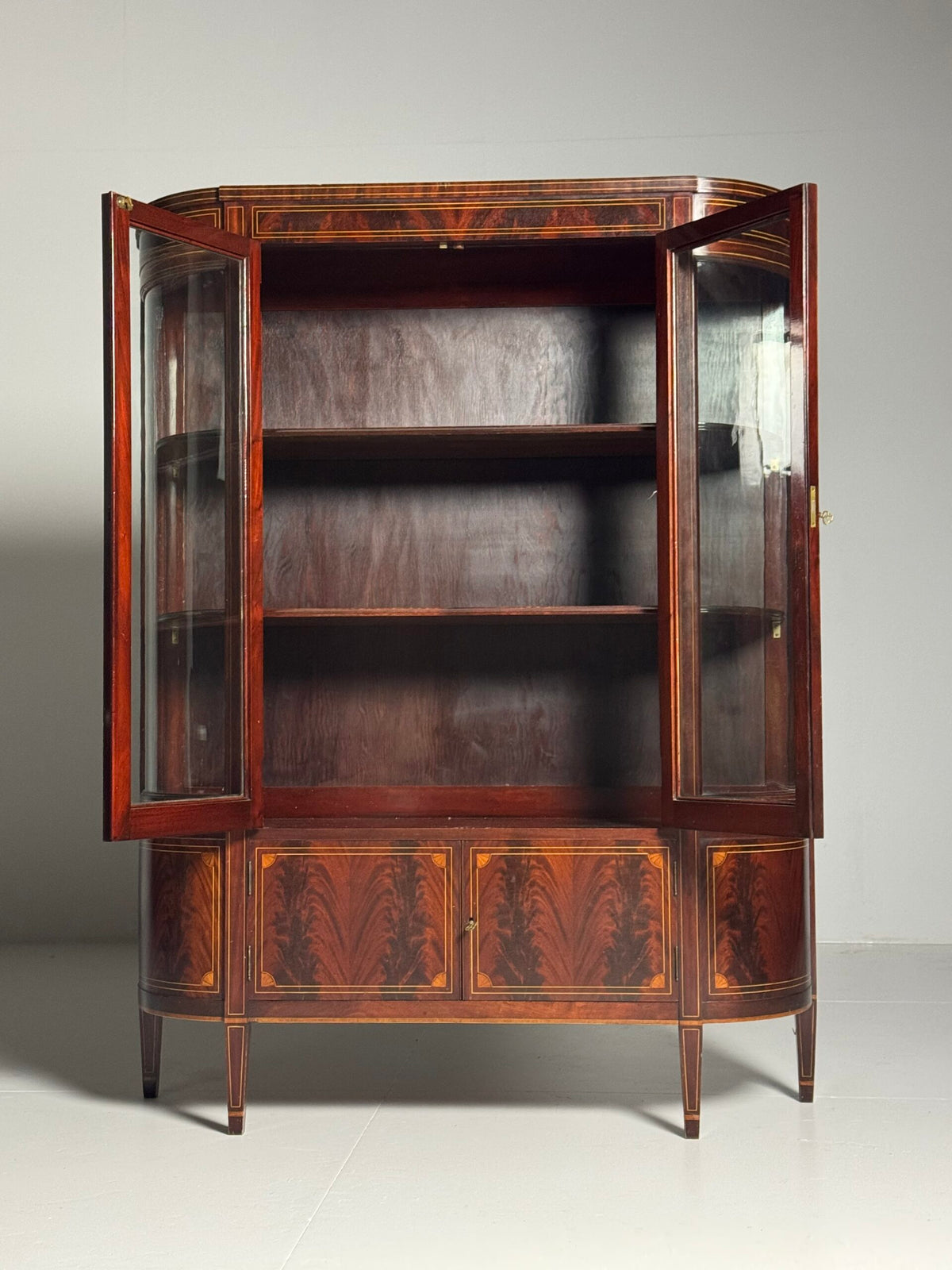 American Mahogany Display Cabinet by Geo. C. Flint Co., 1920 to 1940, photo 11