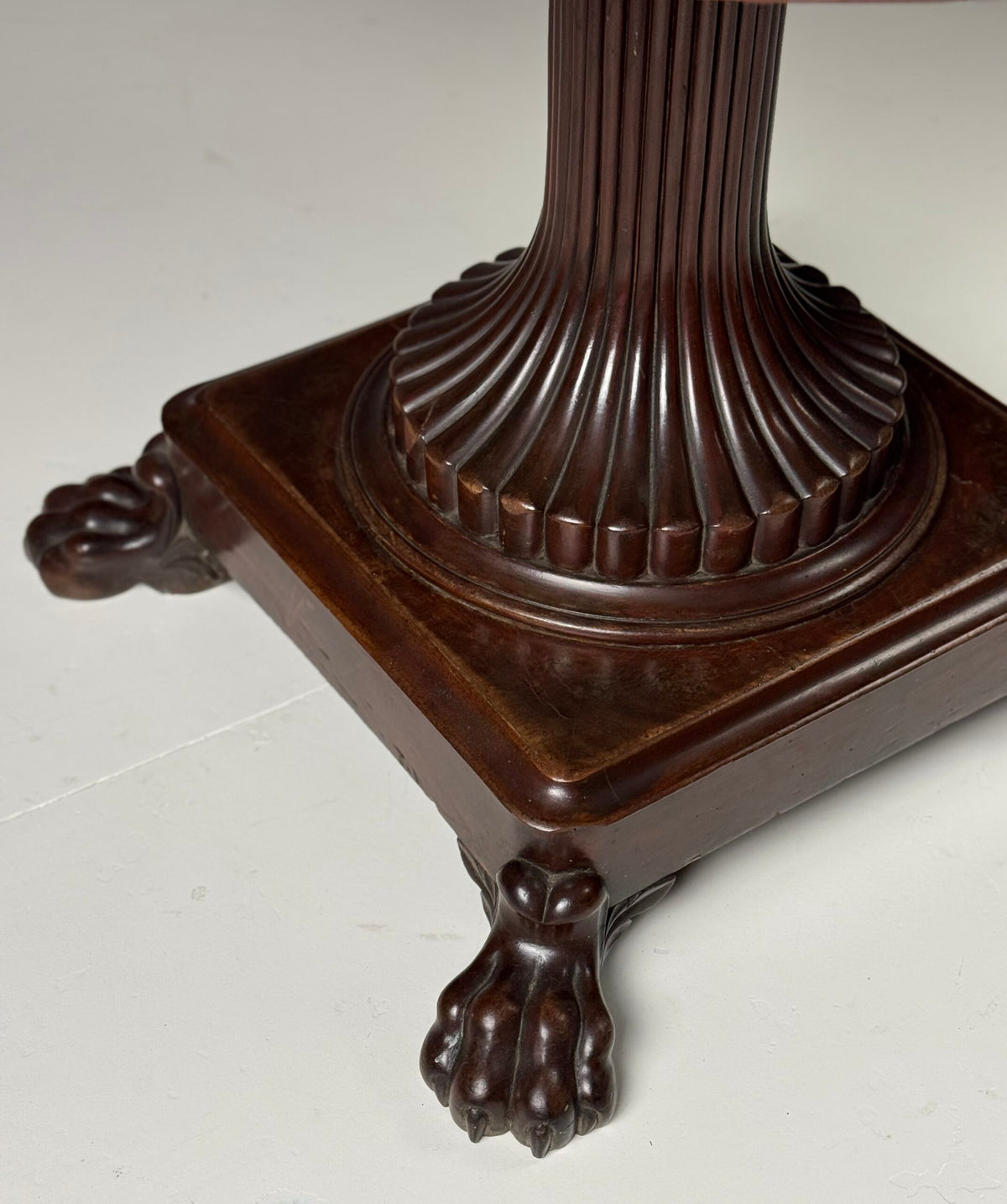 Early 19th Century French Mahogany Center Table with Claw Feet, photo 26