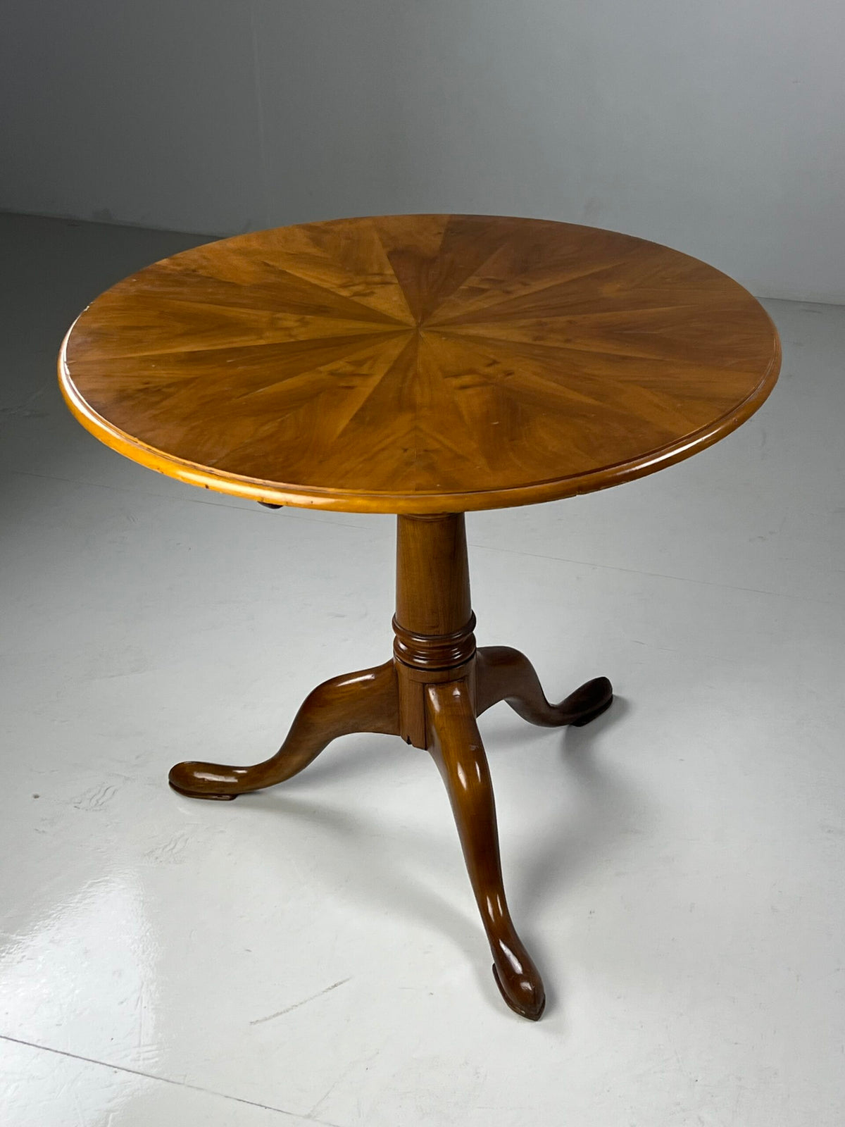 English Tilt Top Side Table, photo 13