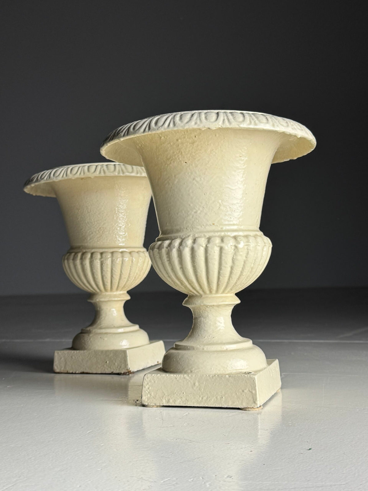 Pair of Small Cream Cast Iron Garden Urns, photo 1