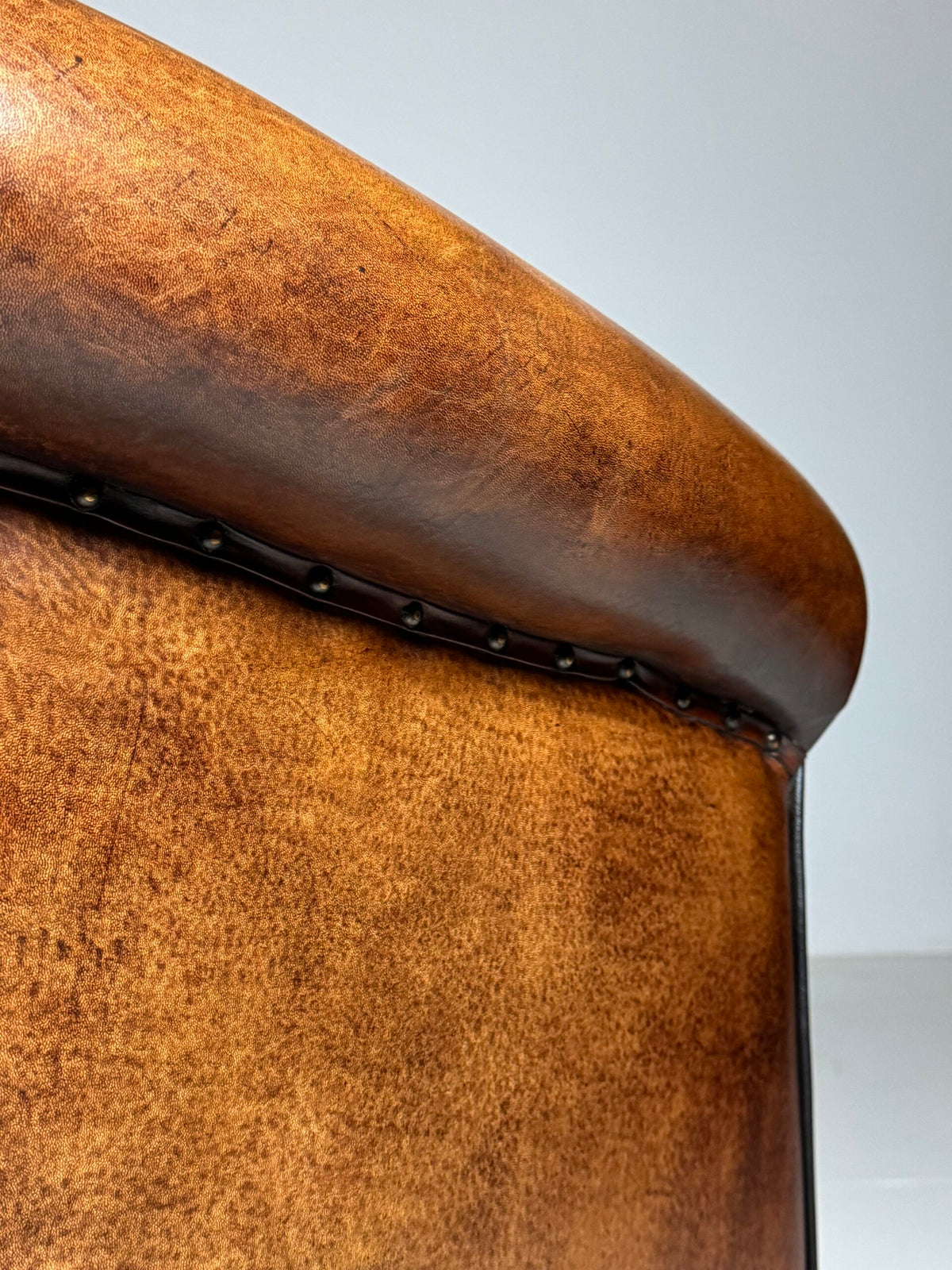 Pair of Dutch Lounge Atelier Sheepskin Club Chairs, photo 19