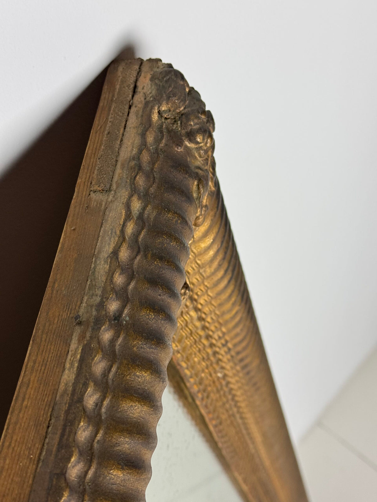 French Gilt Ribbed Frame Mirror, 19th Century, photo 5