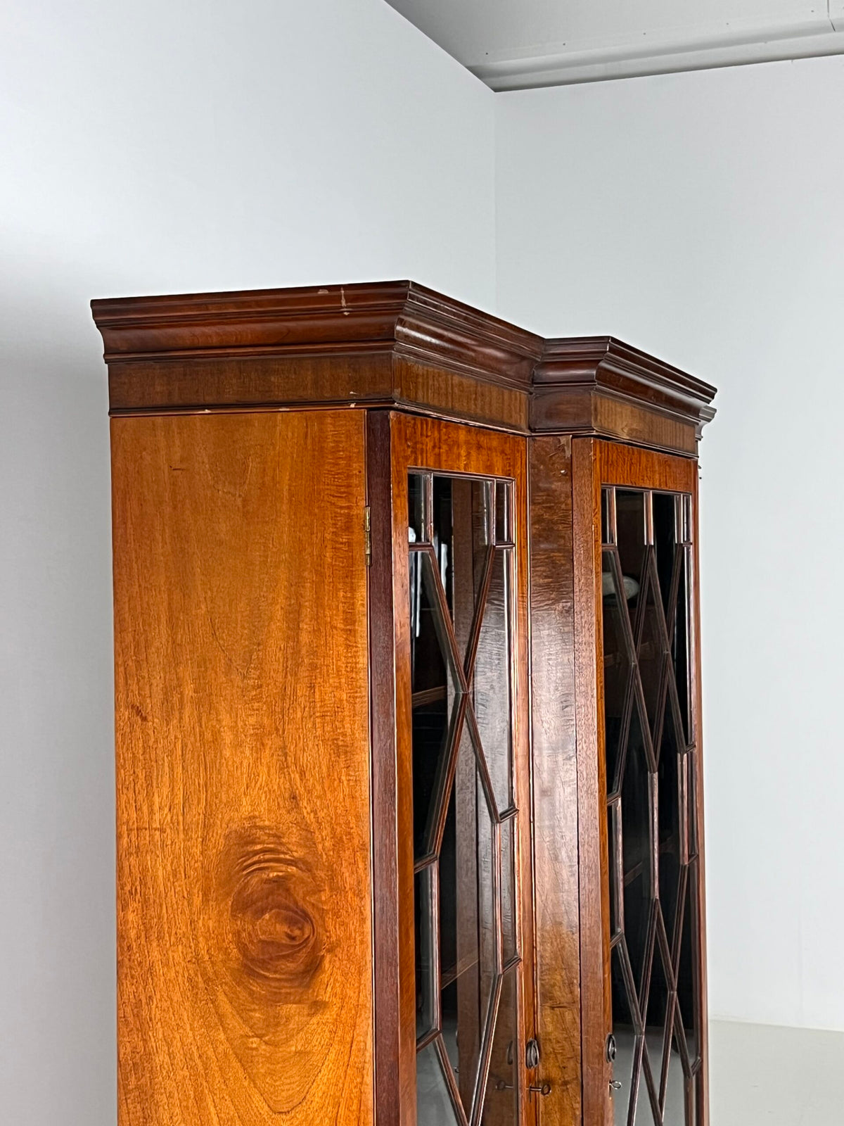 English Mahogany Breakfront Display Cabinet, 19th Century, photo 9
