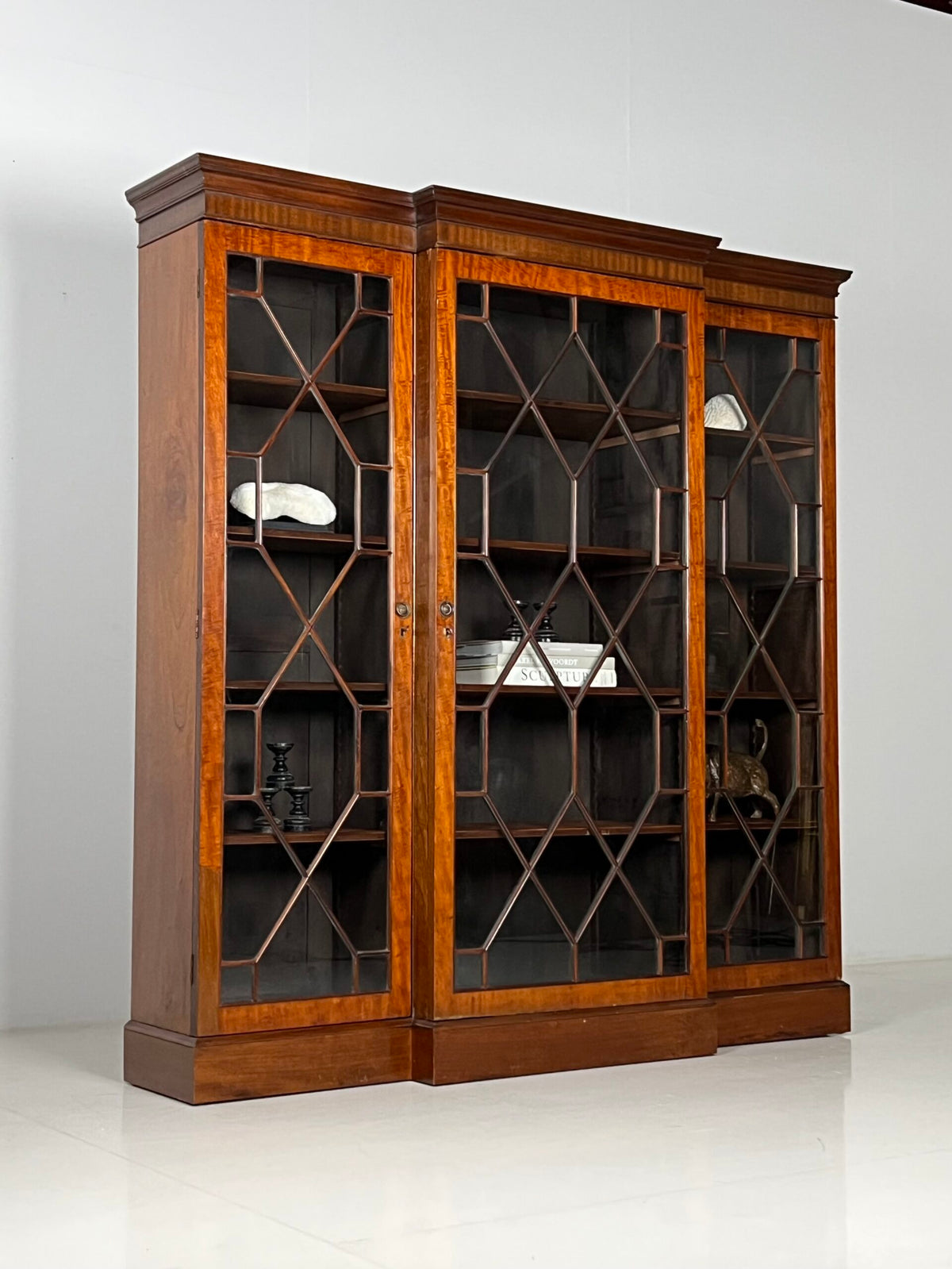 English Mahogany Breakfront Display Cabinet, 19th Century, photo 16