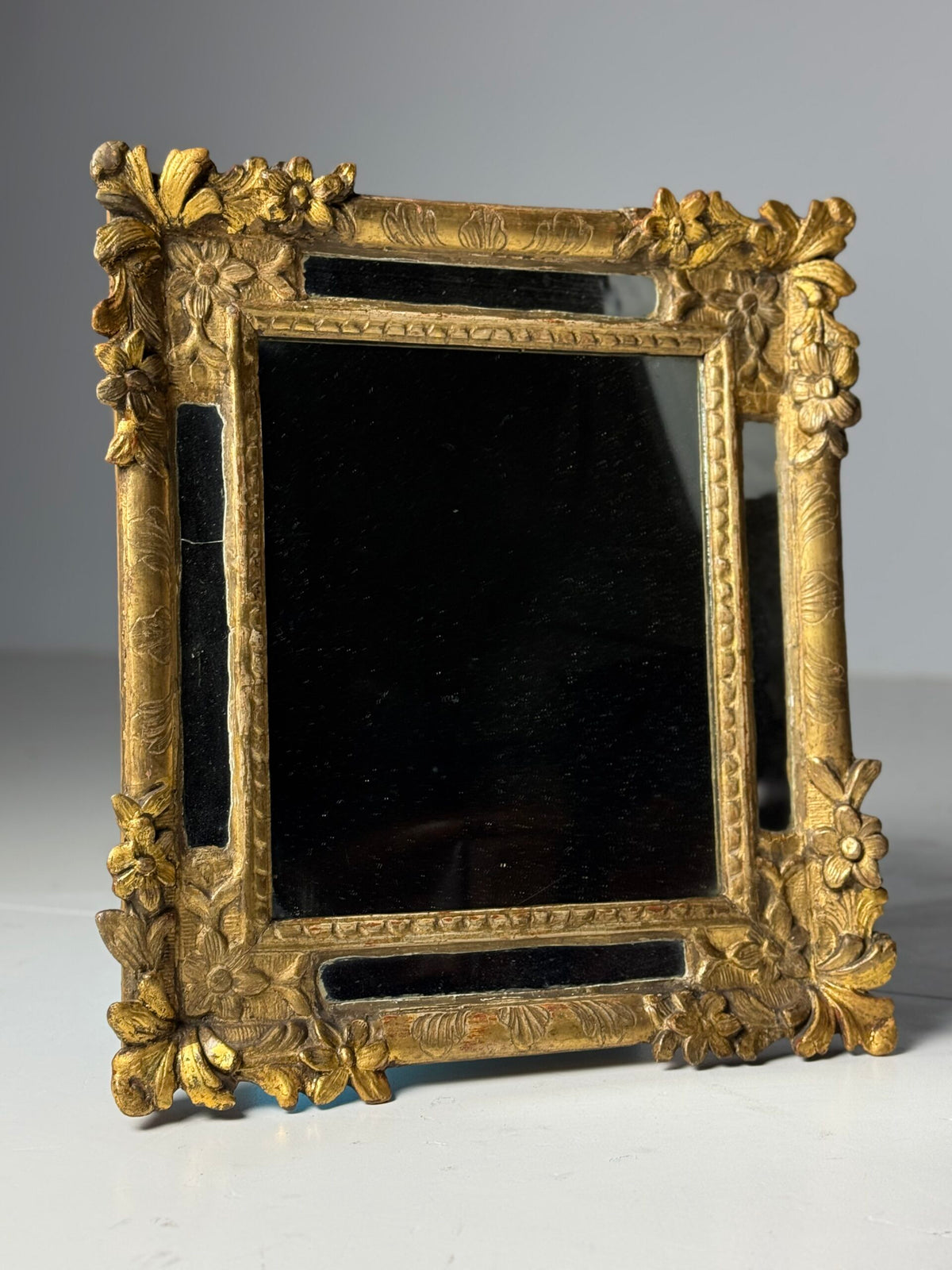French Louis XV Period Giltwood Mirror, 18th Century, photo 7