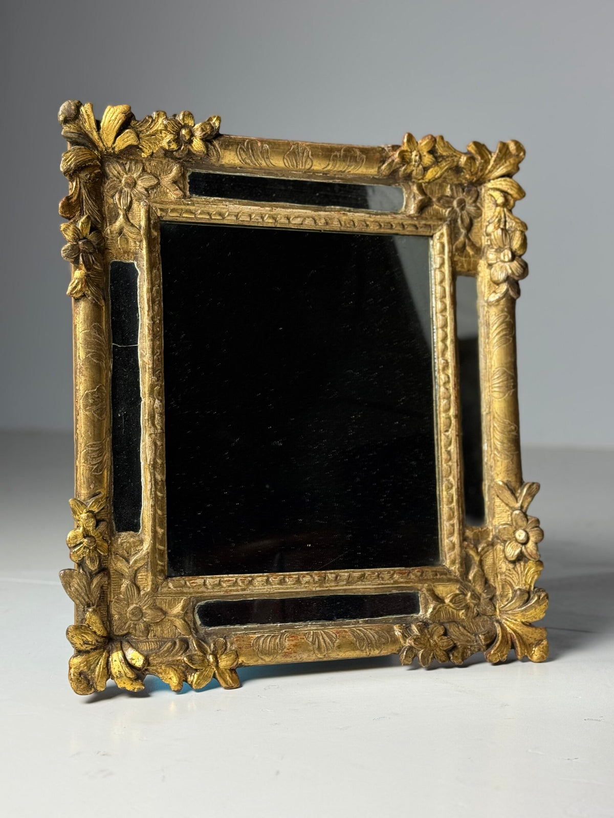 French Louis XV Period Giltwood Mirror, 18th Century, photo 8