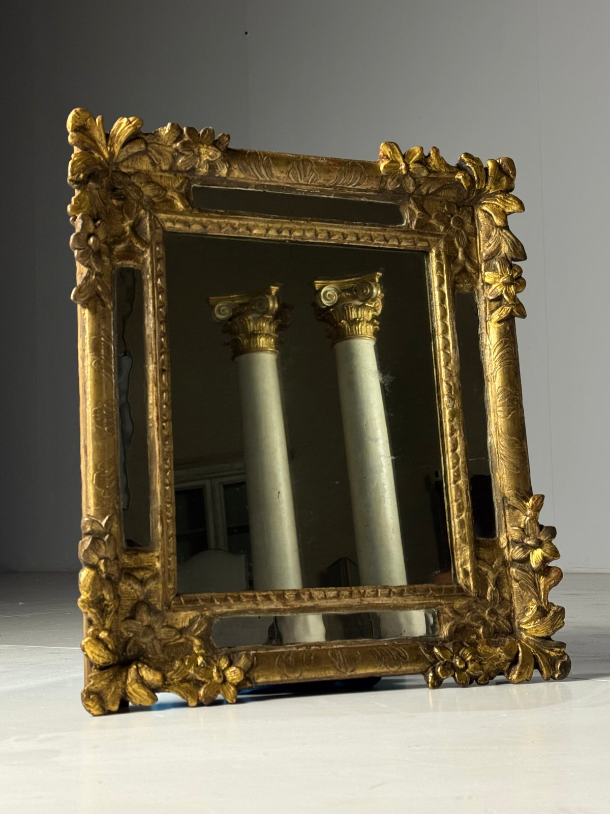 French Louis XV Period Giltwood Mirror, 18th Century, photo 16