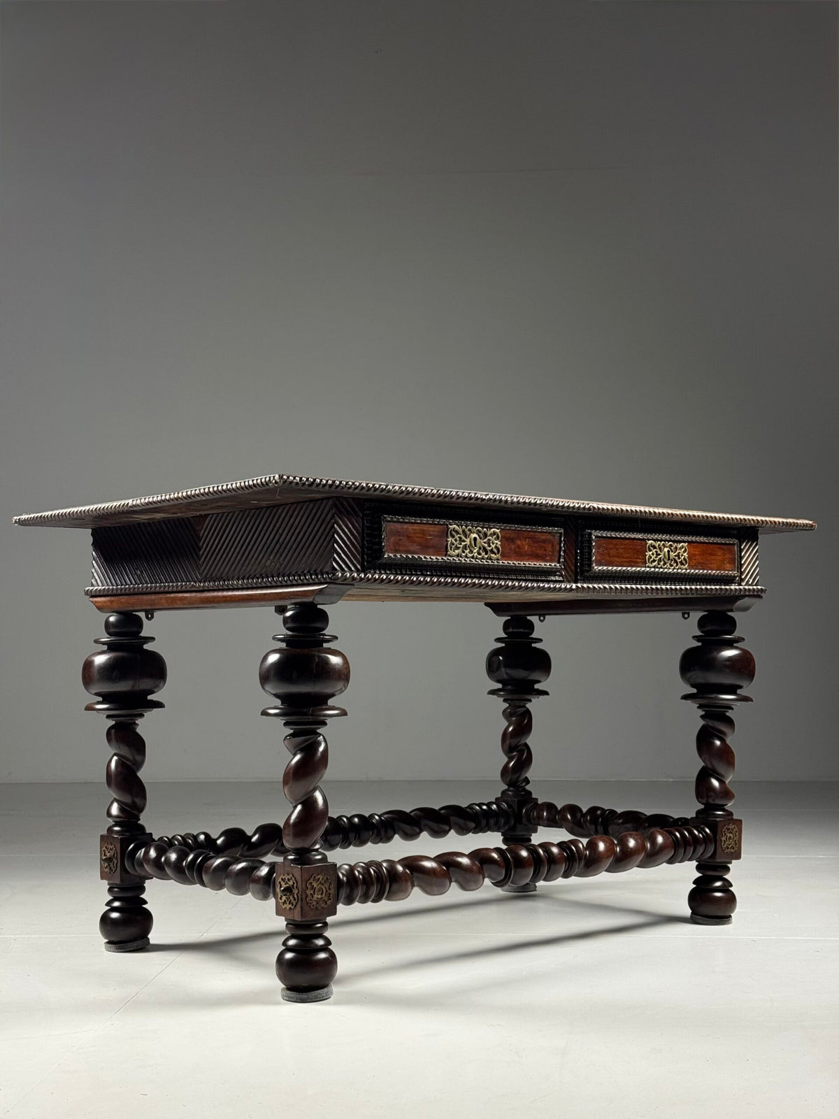 Portuguese Rosewood Table, 18th Century, photo 3