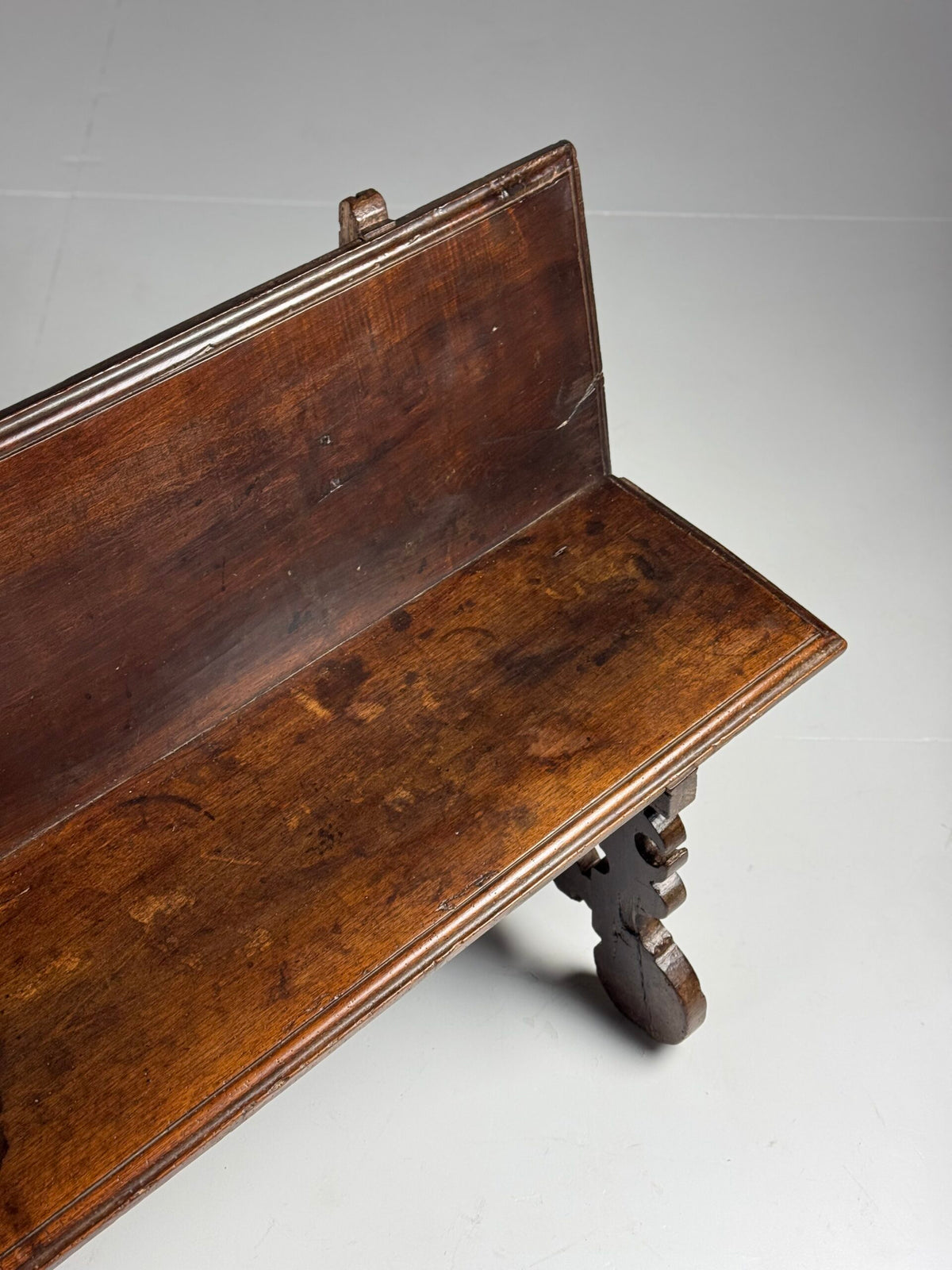Spanish Solid Walnut Bench, 18th Century, photo 3