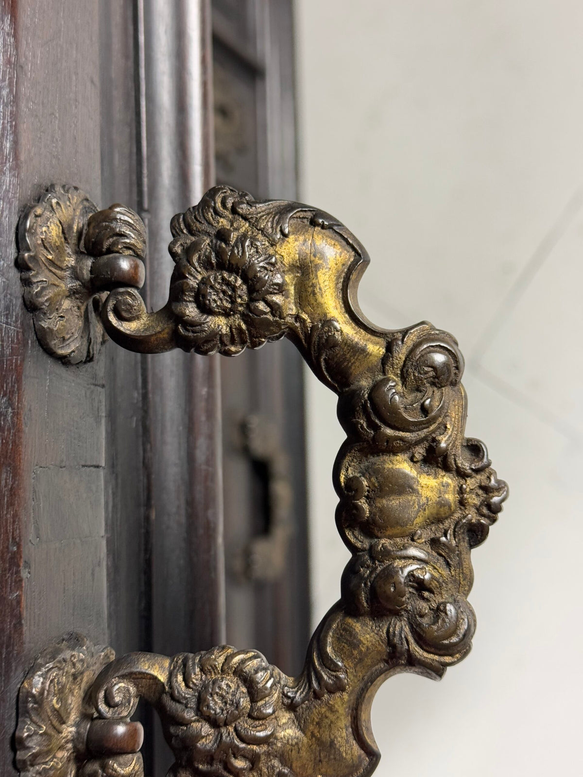 Italian Solid Walnut Commode, 18th Century, photo 13