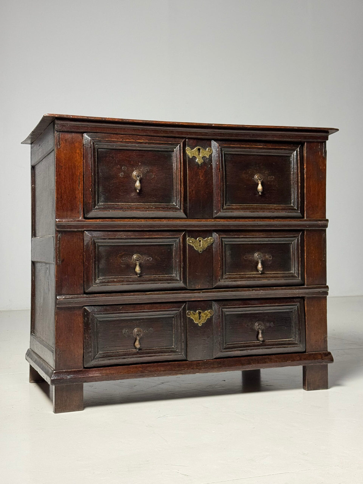 English Oak Chest of Drawers, c. 1690, photo 12