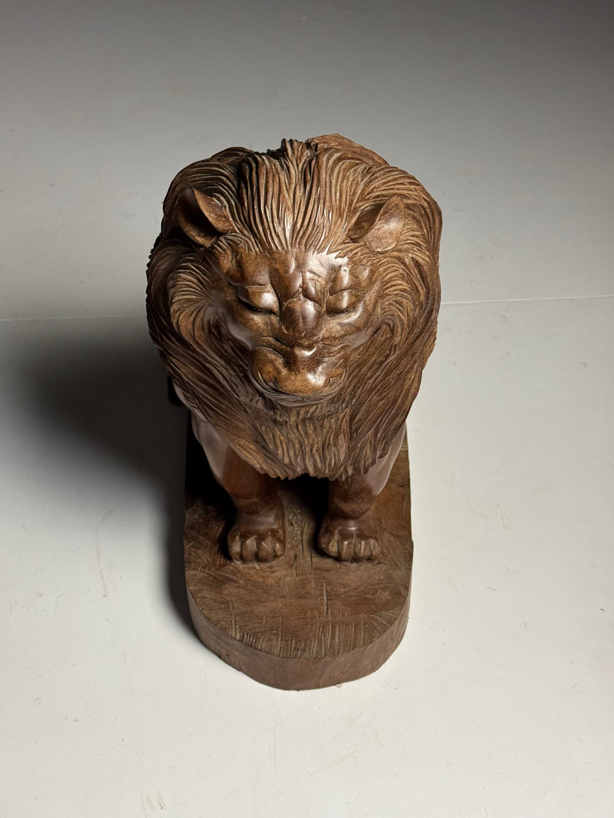 Large Carved Wooden Seated Lion, South East Asia, Late 20th Century, photo 7