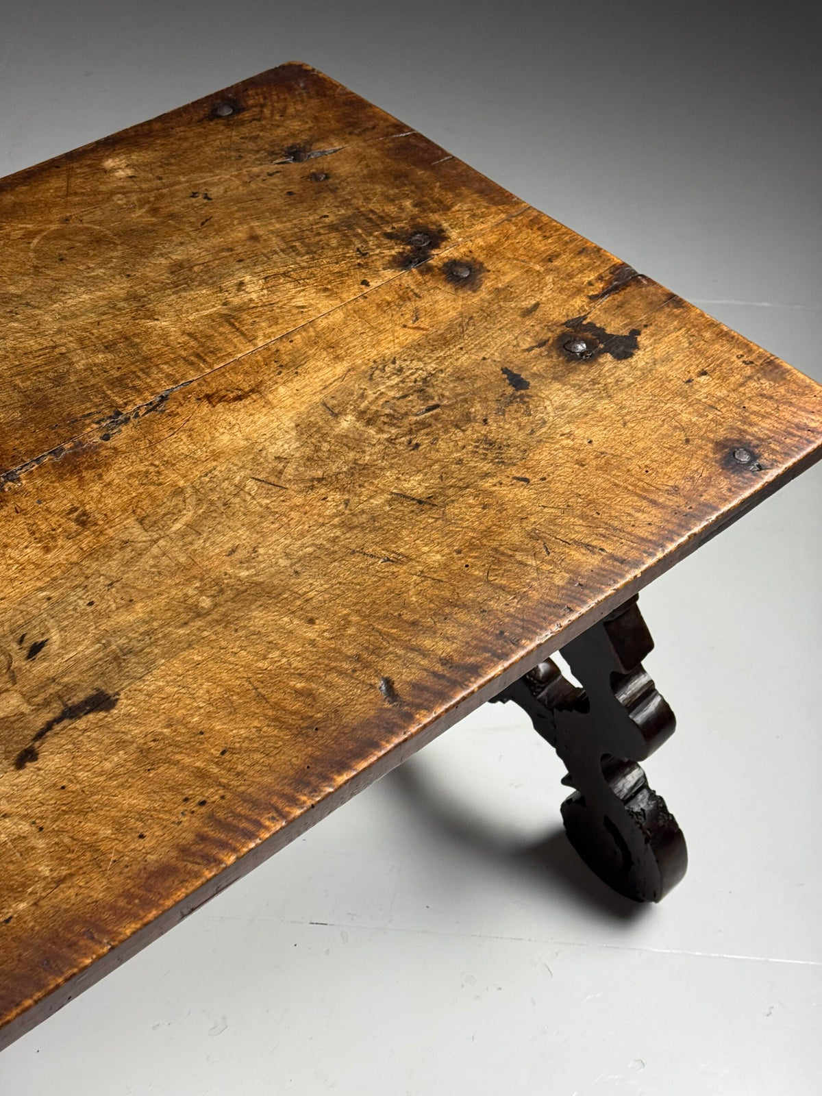 Spanish Solid Walnut Table, 18th Century, photo 6